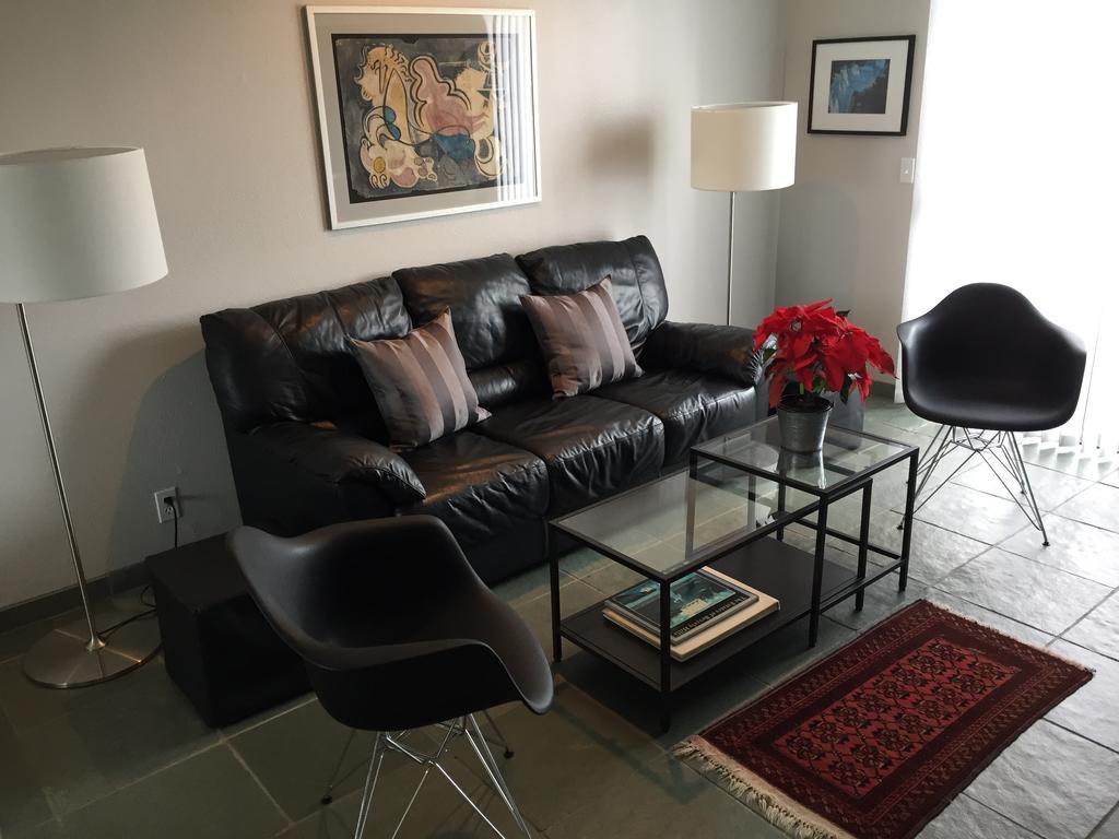 Silver Box Beverly Hills Holiday home *
